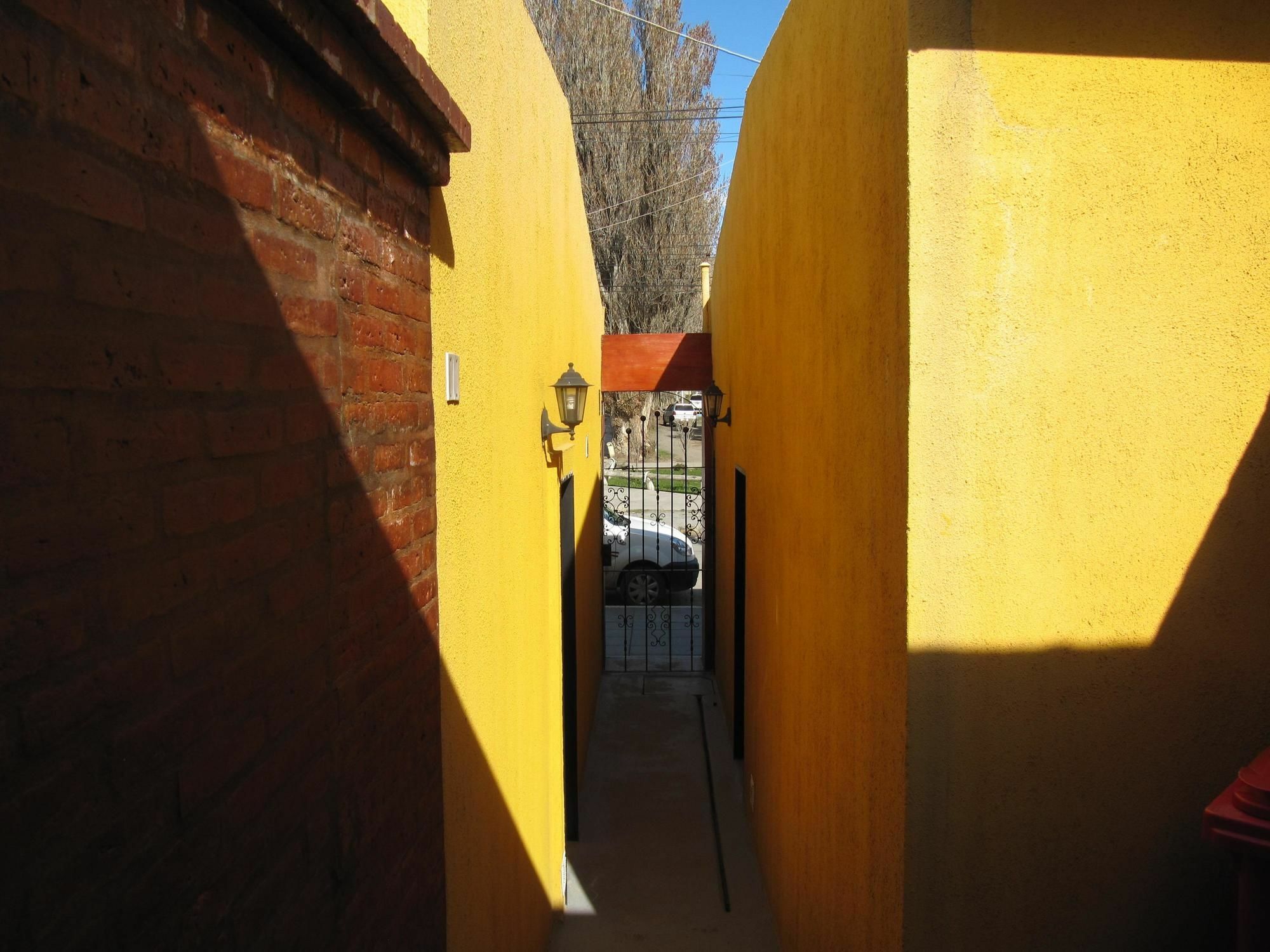 Apart Casas Del Centro El Calafate Kültér fotó